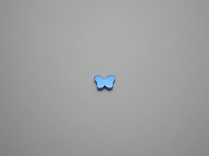 画像1: チタンピアス　ちょうちょ　ブルー