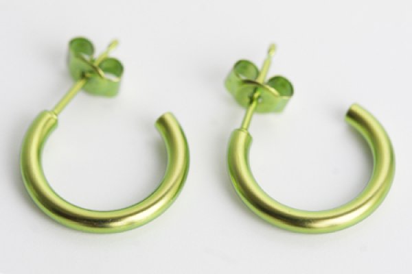 画像1: チタンピアス　Gリング２×１５　ベージュ (1)