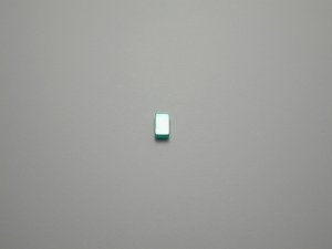 画像1: チタンピアス　長方形　グリーン