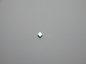 画像1: チタンピアス　ダイヤ　フローラルグリーン
