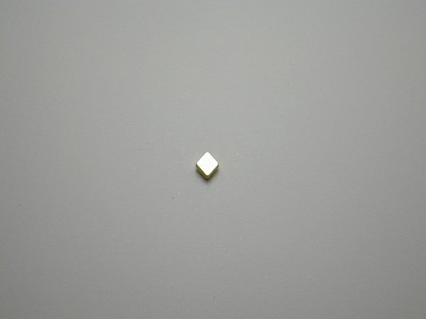 画像1: チタンピアス　ダイヤ　チタンゴールド (1)